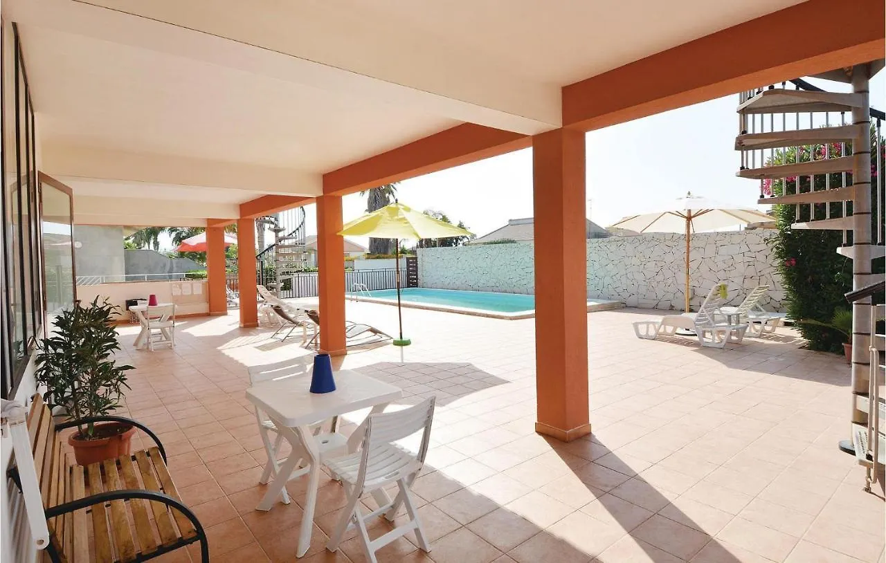 Apt, 4 0*, Punta Secca Italy
