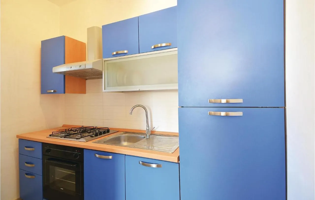 Apt, 4 Apartment Punta Secca