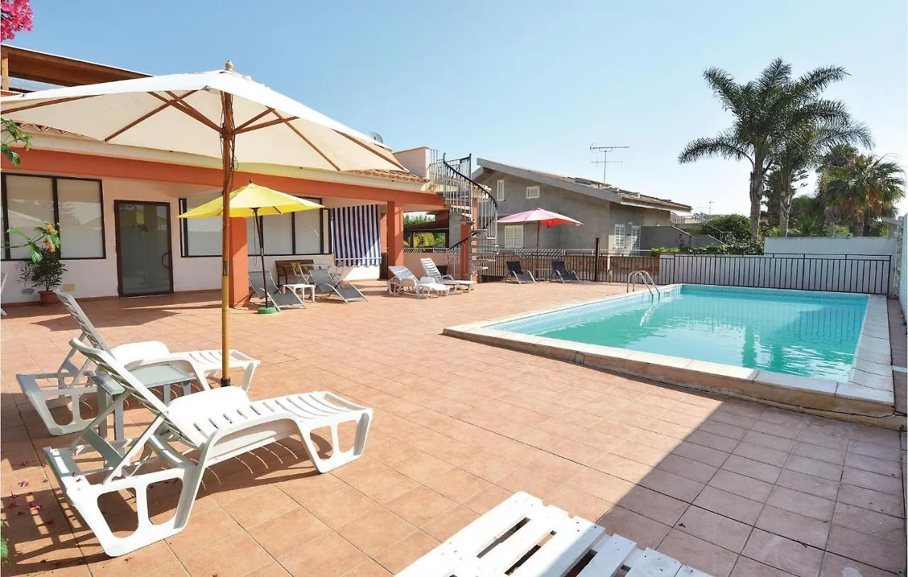 Apt. 4 B Via dei Gerani Punta Secca